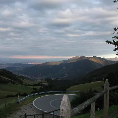 Bed & Breakfast Mirabilia Adrara San Rocco